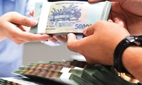 Mỗi người được nhận tiền mặt 10.000.000 đồng trong dịp 2/9, ai thuộc nhóm đối tượng hưởng và thực hiện trao vào hạn chót khi nào?