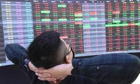 Khởi đầu tháng Ngâu: Chứng khoán Việt Nam mất 324.000 tỷ vốn hóa sau 2 phiên