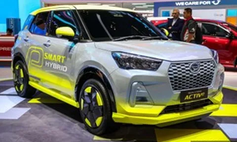Mẫu SUV đô thị giá 500 triệu vừa trình làng khiến khách Việt trầm trồ: Thiết kế hầm hố, không cần cắm sạc vẫn chạy mượt như xe điện