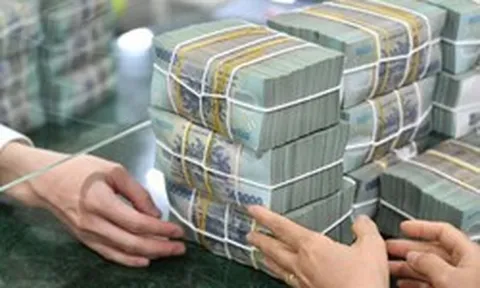 Làn sóng giảm lãi suất lan rộng: Loạt ngân hàng hạ 1-2,5%/năm lãi suất cho vay