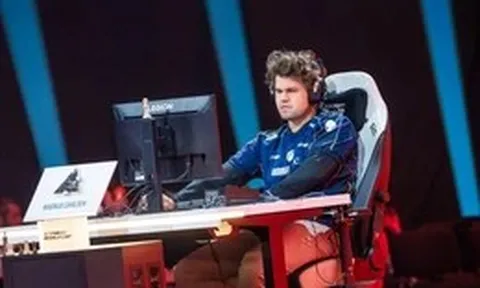 Carlsen lần thứ hai liên tiếp vô địch Esports World Cup