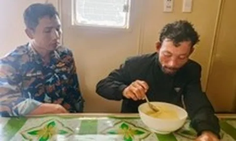 Ngư dân sống sót thần kỳ sau 96 giờ trôi dạt trên biển: 'May mắn túm được tấm xốp màu đen'