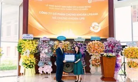 LPBS chính thức niêm yết trên sàn HOSE, mở ra hành trình phát triển mới