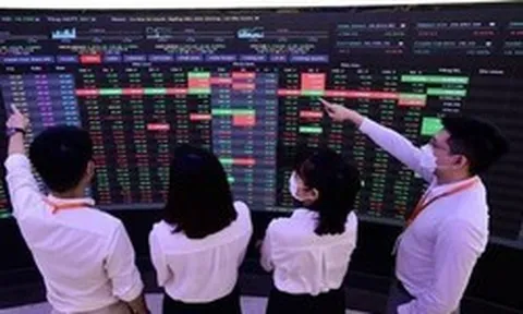 Cổ phiếu dầu khí bùng nổ, dòng tiền nhà đầu tư vẫn thận trọng