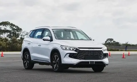 SUV PHEV nhà BYD lộ diện tại Hà Nội, chạy điện 110 km, từ trang bị đến giá dự kiến khiến CX-5 phải 'thở oxy'
