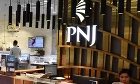 Xác định kim cương lậu không vào PNJ, cổ phiếu lập tức 'cháy hàng'