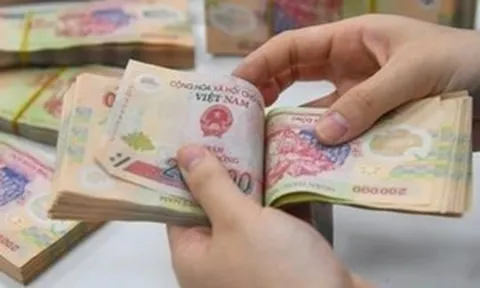Mỗi Đảng viên được nhận gần 38 triệu đồng cùng Huy hiệu, ai thuộc nhóm đối tượng hưởng?