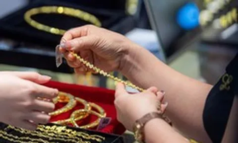 Giá vàng lên mức cao nhất trong tháng