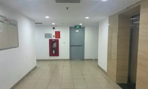 Muốn chuyển nhà vì hàng xóm 'nặng mùi'