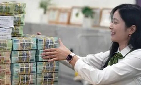 Vì sao lãi suất chưa giảm dù Ngân hàng Nhà nước có loạt động thái hỗ trợ?