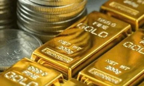 Giá vàng hôm nay (25/8): Thế giới lên đỉnh 3 tháng, trong nước đồng loạt tăng mạnh