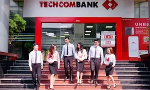 Techcombank chia cổ tức bằng cổ phiếu tỷ lệ 50%, tăng vốn dẫn đầu nhóm tư nhân