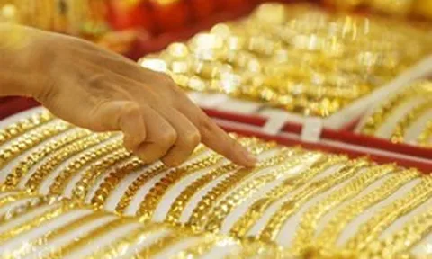 Giá vàng tăng trở lại, chuyên gia dự báo kịch bản 165 triệu đồng/lượng