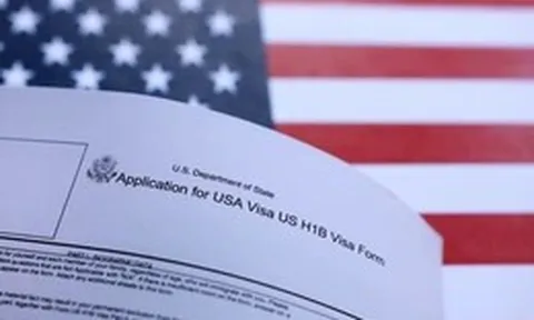 Lý do ông Trump tăng phí visa H-1B từ 100.000 USD lên 103.265 USD