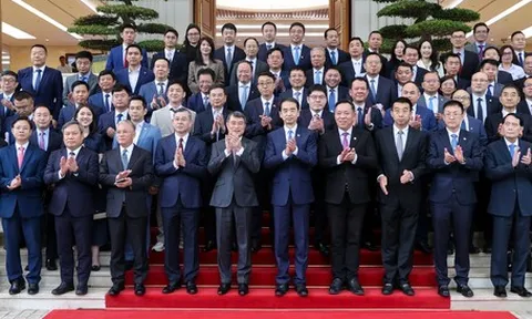 Thủ tướng gặp doanh nghiệp Trung Quốc: Chuyển từ đầu tư 'nhiều hơn' sang 'chất lượng hơn'