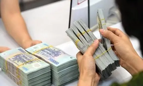 Lãi suất không kỳ hạn thấp, một nhà băng vẫn hút hơn 800.000 tỷ đồng tiền gửi