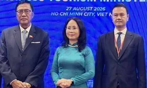 Bộ trưởng 5 nước Mekong bắt tay kéo khách xuyên biên giới