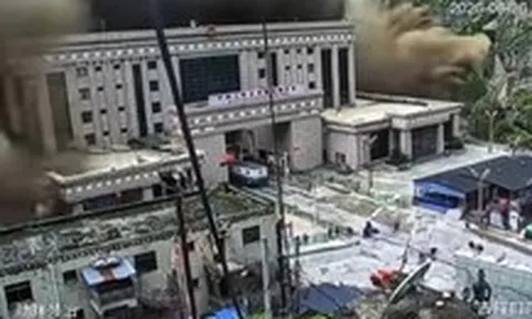 Lũ quét tại biên giới Nepal - Trung Quốc: 98 người chết và hơn 400 người mất tích