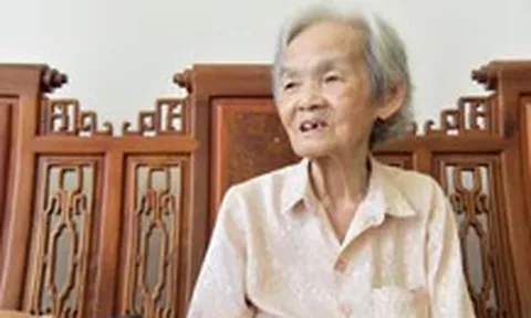 Con gái liệt sĩ Nguyễn Thị Minh Khai: Xương cốt mẹ hòa vào đất, mong thành phố xác định nơi mẹ nằm