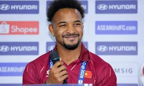 Nguyễn Xuân Son vừa được tặng quà khủng hậu vô địch: Xe điện 208 mã lực, miễn phí sạc suốt 30 năm