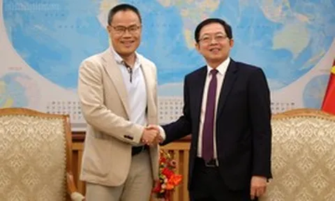 Phó Thủ tướng Hồ Quốc Dũng tiếp chuyên gia AI người Việt tại Pháp