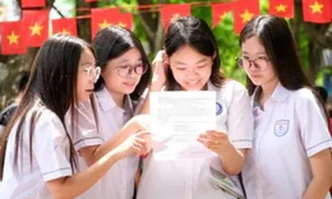 Bộ Giáo dục định hướng tuyển sinh lớp 10: Chỉ thi ở nơi trường công chưa đáp ứng đủ nhu cầu