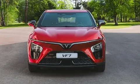 Sau 15.000km, chủ xe VinFast VF 7 không ngại nói thẳng về chuyện để xe dưới nắng 38 độ và tuyên bố khả năng làm lạnh của điều hoà