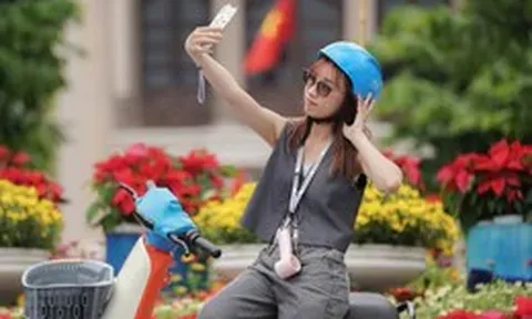 Vi vu dạo chơi TP.HCM dịp lễ 2-9 bằng giao thông công cộng từ A tới Z