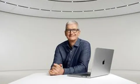 Ngày cuối cùng Tim Cook ngồi ghế CEO Apple