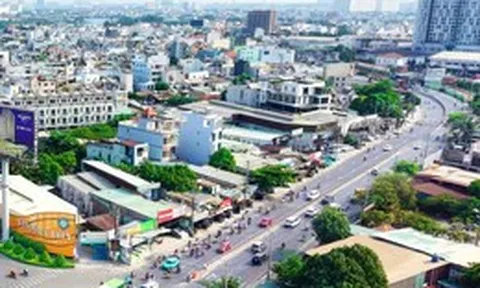 Bất động sản cửa ngõ TP.HCM 'sục sôi' theo nhịp khởi công hạ tầng