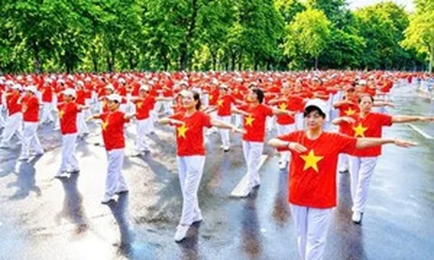Mỗi người được tặng 500.000 đồng từ ngân sách nhà nước, hiệu lực từ nay, điều kiện hưởng cụ thể ra sao?
