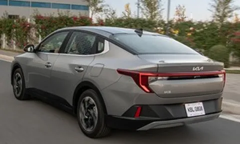 Tạo sức ép với Mazda3, KIA K3 nay chỉ 375 triệu, kích thước rộng rãi, hỗ trợ lái cấp độ 2, 6 túi khí tiêu chuẩn, khách Việt nhìn sẽ thích