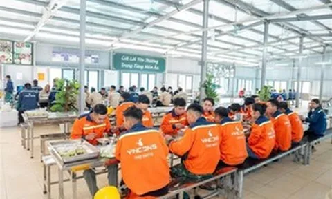 Tuyển 120.000 công nhân với 95% người mới, công ty của tỷ phú Phạm Nhật Vượng 'nuôi quân' cả khi chưa có việc
