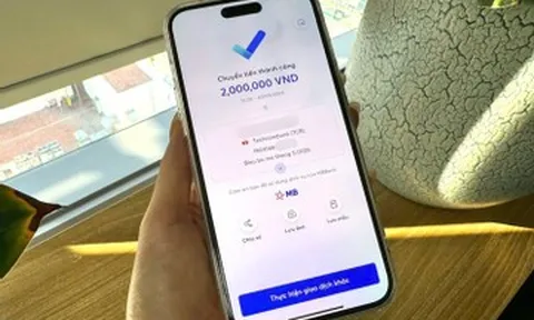 Chồng kiếm tiền tỷ mỗi năm, vợ chỉ biếu bố mẹ chồng 2 triệu đồng/tháng