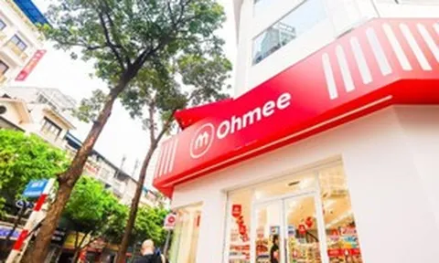 Đứng sau thương hiệu lạ lẫm vừa len lỏi vào các trạm xăng Hà Nội là một cỗ máy in tiền thu về hơn 8 tỷ USD mỗi năm thông qua nghệ thuật nhượng quyền