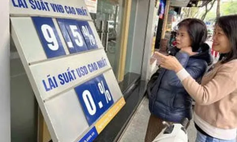 Xuất hiện ngân hàng có lãi suất tiền gửi tới 10%