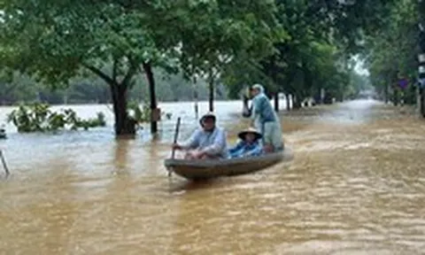 Biển Đông khả năng có bão hoặc áp thấp, miền Trung mưa lớn diện rộng một tuần