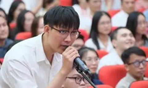 Thủ khoa bác sĩ nội trú y Hà Nội chọn sản phụ khoa khiến cả hội trường vỗ tay