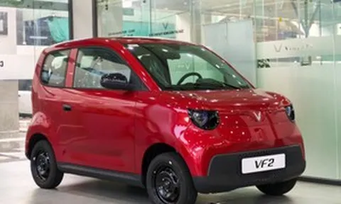 VinFast VF 2 sắp giao xe tại Việt Nam, báo Tây nói thẳng về cơ hội xuất ngoại và có thứ để khách Mỹ ‘xuống tiền’