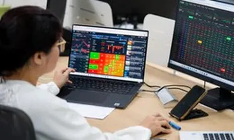 Chứng khoán 9-9: Thanh khoản chưa cải thiện, VN-Index có vượt được vùng 1.850 điểm?
