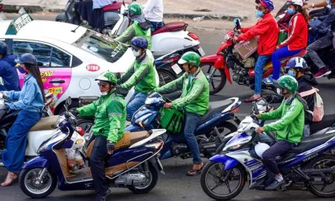 Tài xế Grab kêu gọi tắt app 2 ngày: 'Chạy cuốc xe 18,5km chỉ nhận được 46.900 đồng'