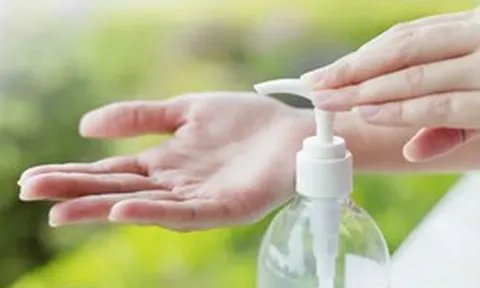 Hàng loạt mỹ phẩm bị Bộ Y tế đình chỉ lưu hành, thu hồi