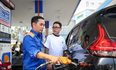 Hôm nay (10/9), giá xăng dầu tăng mạnh