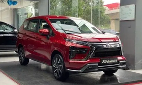 Mitsubishi Xpander 'sập giá' ngang Honda City: Vì sao xe 7 chỗ phải bán rẻ như sedan hạng B?