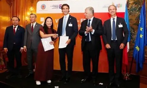 Ngân hàng đồng hành thúc đẩy năng lực tính toán lượng tử tầm vóc quốc tế