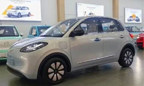 Wuling Bingo giảm giá 40 triệu đồng: Bản cao cấp rẻ ngang Kia Morning, phả hơi nóng lên phân khúc xe đô thị cỡ nhỏ