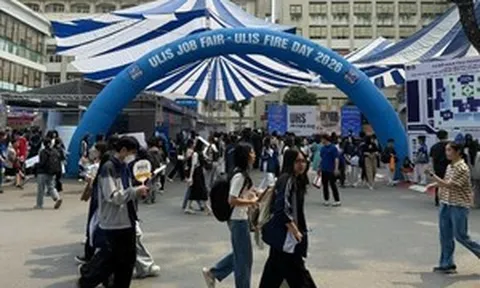 Sinh viên vừa tốt nghiệp đã được săn đón, nhiều nơi trả lương trên 20 triệu đồng/tháng