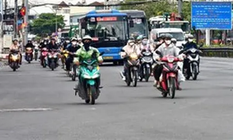 Tài xế có được tự ý lấy xe đi khỏi hiện trường vụ tai nạn  khi CSGT đang làm việc?