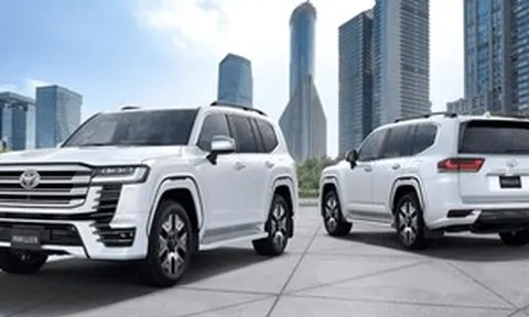 Toyota ra mắt Land Cruiser 300 mới: Khai tử máy xăng, 'lột xác' đốn tim với bộ bodykit Modellista cực ngầu
