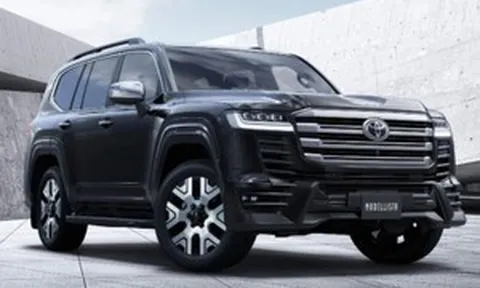 Toyota Land Cruiser 300 khai tử máy xăng: Bản hybrid 457 mã lực giá 1,7 tỷ đồng